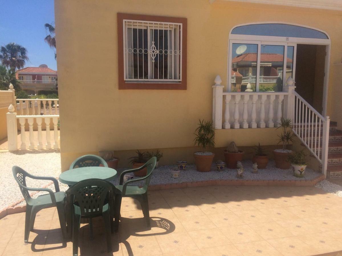 Torrevieja, La Torreta Ground Floor Apartment With Large Private Patio Garden Exterior photo